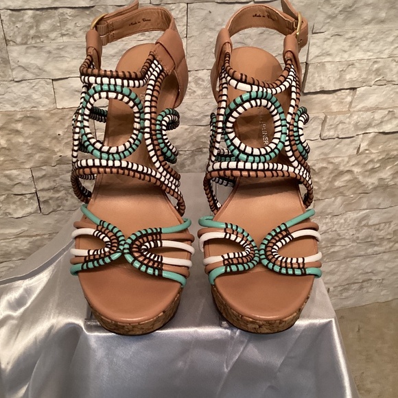 Lisa for Donald J. Pliner Danisa Platform Sandals - Picture 1 of 8